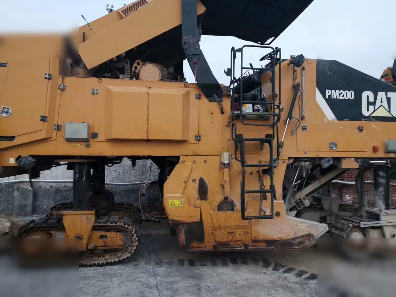 2011 CATERPILLAR PM-200 - Silniční fréza: obrázek 5 2011 CATERPILLAR PM-200 - Silniční fréza: obrázek 5