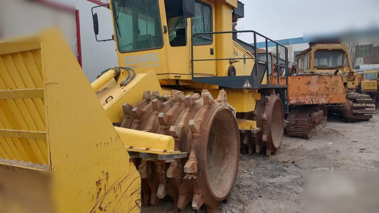 2012 BOMAG BC672RB-2 - Kompaktor: obrázek 2 2012 BOMAG BC672RB-2 - Kompaktor: obrázek 2