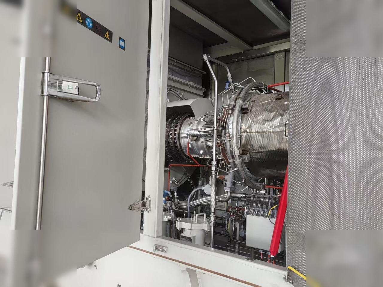2017 SOLAR TURBINES TAURUS 70 - Stavební zařízení: obrázek 3 2017 SOLAR TURBINES TAURUS 70 - Stavební zařízení: obrázek 3