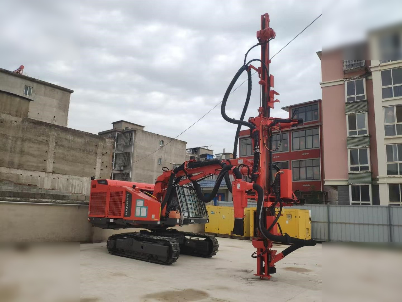 2022 SANDVIK DX800 - Vrtná souprava: obrázek 4 2022 SANDVIK DX800 - Vrtná souprava: obrázek 4