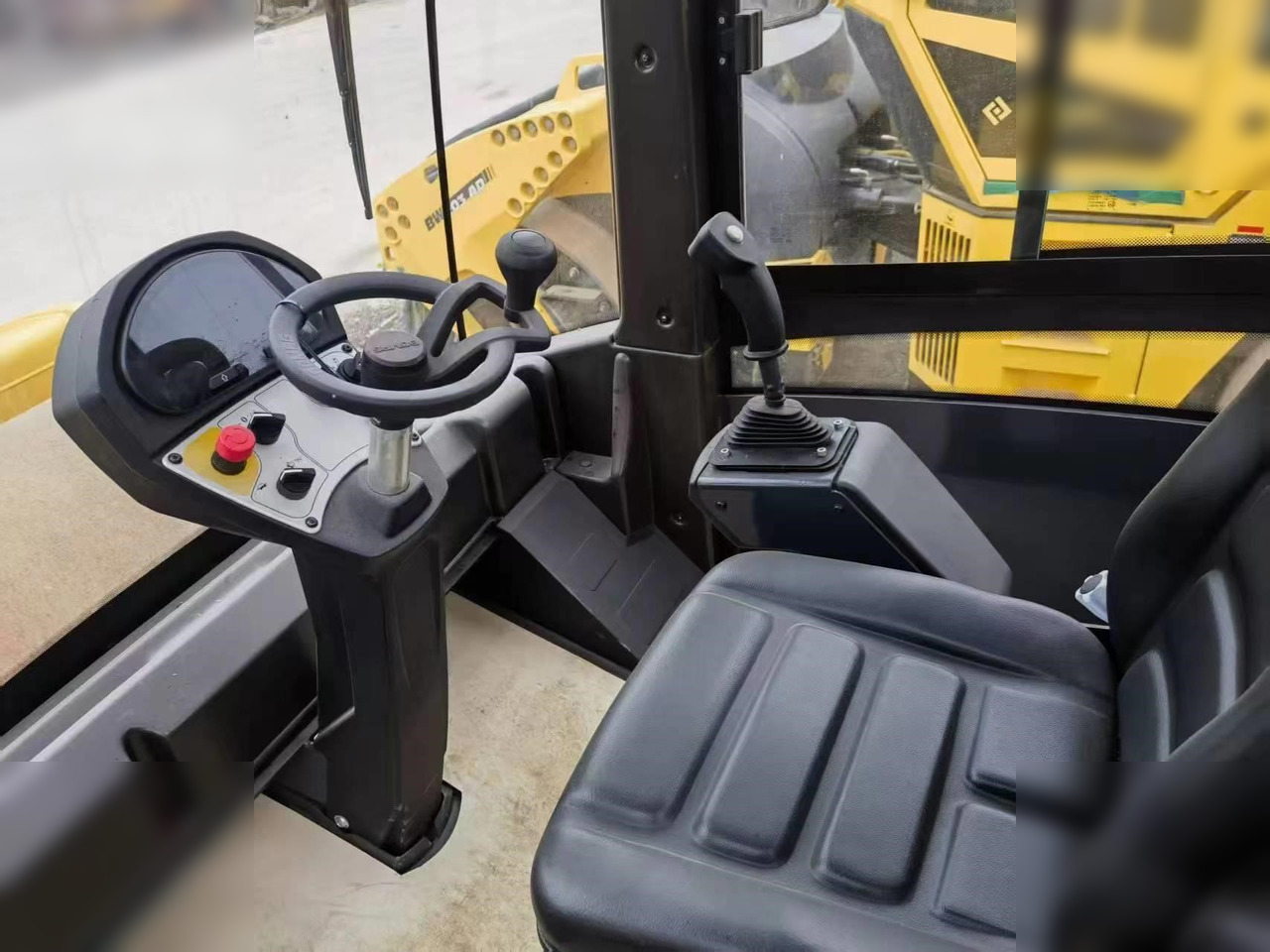 2023 BOMAG BW226-5 CL - Kompaktor: obrázek 2 2023 BOMAG BW226-5 CL - Kompaktor: obrázek 2