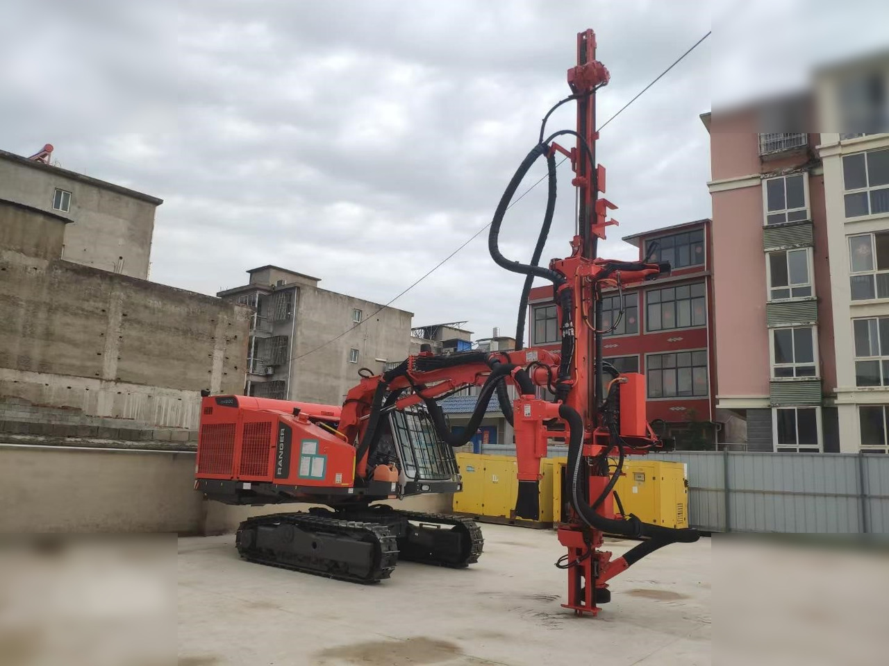 2023 SANDVIK DX800 - Vrtná souprava: obrázek 4 2023 SANDVIK DX800 - Vrtná souprava: obrázek 4