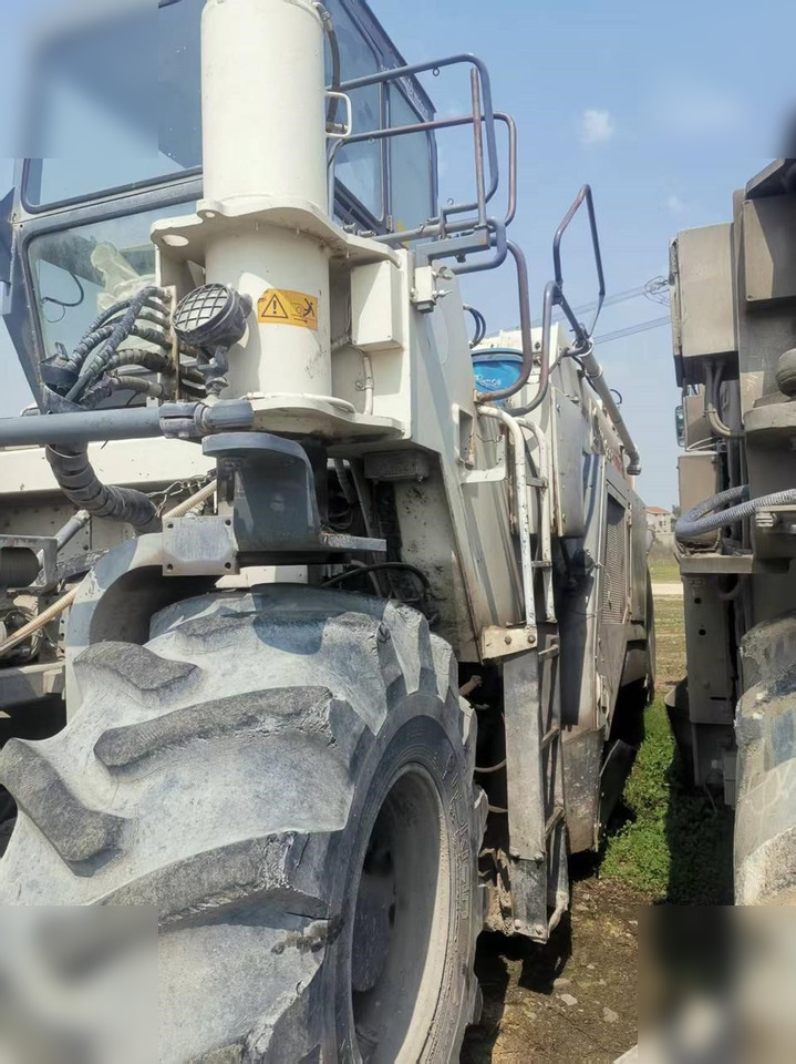 WIRTGEN WR2500 - Zemní fréza: obrázek 4 WIRTGEN WR2500 - Zemní fréza: obrázek 4