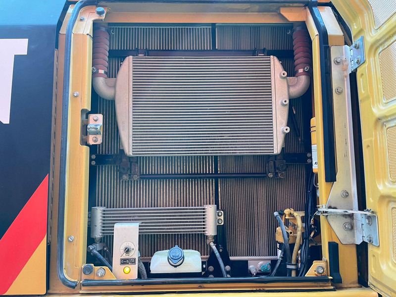 Pásové rýpadlo Caterpillar 326 FL 3D / ROTOTILT / AC / CENTRAL LUBRICATION / AUXILIARY HEATER: obrázek 17