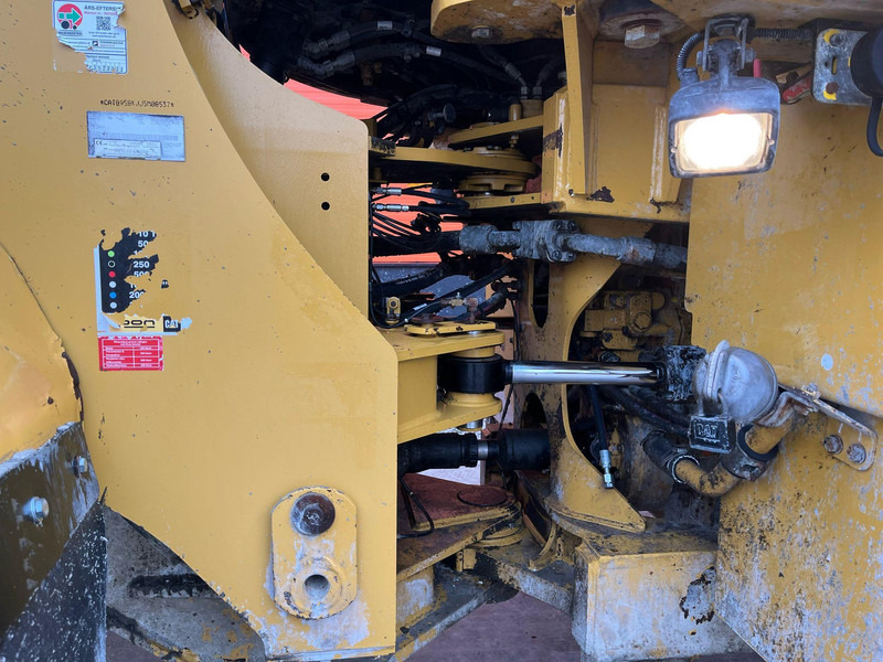 Kolový nakladač Caterpillar 950 K 4x4 AC / CENTRL LUBRICATION: obrázek 16
