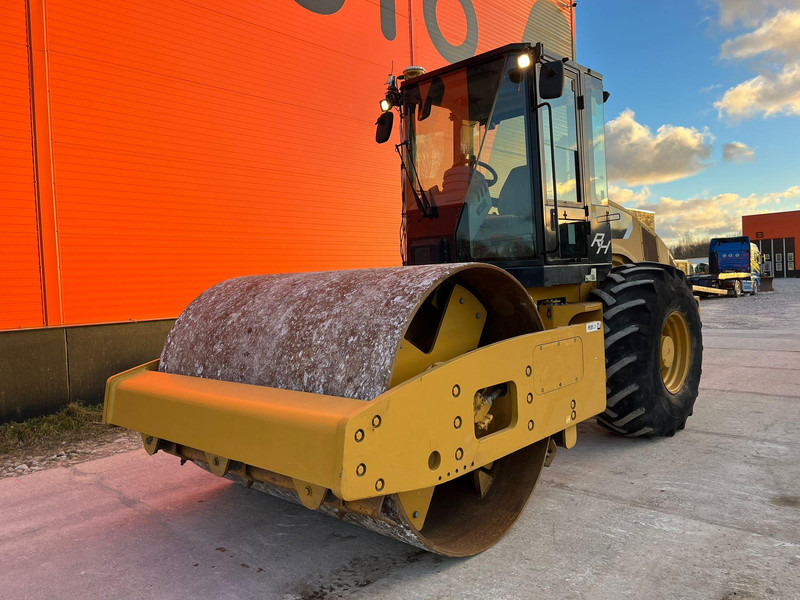 Caterpillar CS 56 PRICE WITHOUT Trimble 3D ! / AC - Válec: obrázek 2 Caterpillar CS 56 PRICE WITHOUT Trimble 3D ! / AC - Válec: obrázek 2