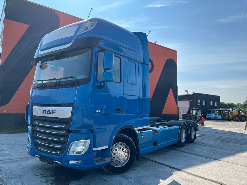 DAF XF 530 6x2 CHASSIS L=6120 mm - Podvozek s kabinou: obrázek 2 DAF XF 530 6x2 CHASSIS L=6120 mm - Podvozek s kabinou: obrázek 2
