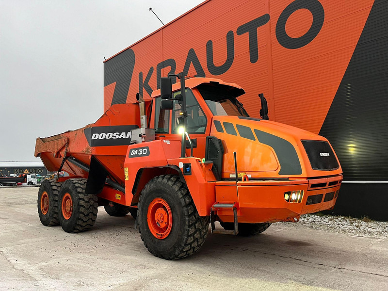 Doosan DA 30 6x6 AC / CENTRAL LUBRICATION / NO ADBLUE / NO DPF - Kloubový sklápěč: obrázek 3 Doosan DA 30 6x6 AC / CENTRAL LUBRICATION / NO ADBLUE / NO DPF - Kloubový sklápěč: obrázek 3