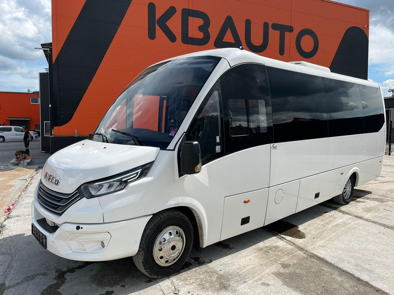 Iveco First Rosero 70C21 / 30 seats / AC - Minibus, Mikrobus: obrázek 3 Iveco First Rosero 70C21 / 30 seats / AC - Minibus, Mikrobus: obrázek 3