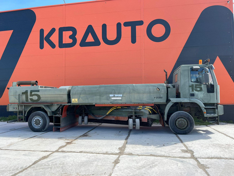 Iveco Fresia F 2000 4x4 SNOW PLOW / BROOM / BLOWER - Zametací vůz: obrázek 5 Iveco Fresia F 2000 4x4 SNOW PLOW / BROOM / BLOWER - Zametací vůz: obrázek 5