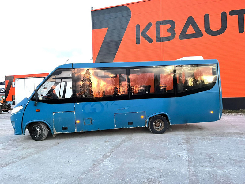 Iveco Kapena Thesi 7 PCS AVAILABLE /EURO 6 / 27 SEATS+5 STANDING / AC / AUXILIARY HEATING - Minibus, Mikrobus: obrázek 4 Iveco Kapena Thesi 7 PCS AVAILABLE /EURO 6 / 27 SEATS+5 STANDING / AC / AUXILIARY HEATING - Minibus, Mikrobus: obrázek 4
