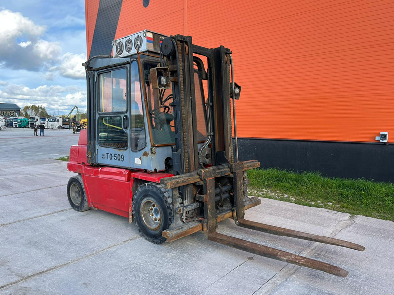 Kalmar DCD 50-6H Rated capacity: 5000 kg / Lifting height: 4000 mm - Dieselový vysokozdvižný vozík: obrázek 4 Kalmar DCD 50-6H Rated capacity: 5000 kg / Lifting height: 4000 mm - Dieselový vysokozdvižný vozík: obrázek 4