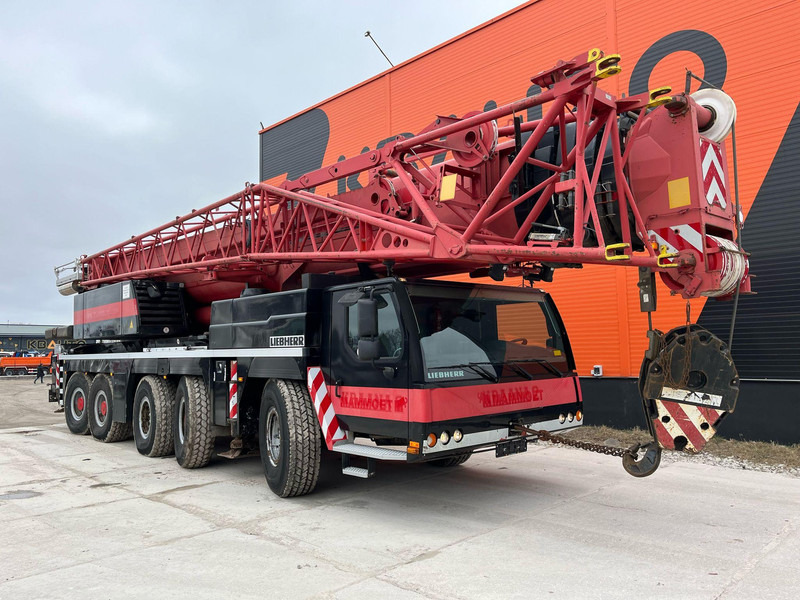 Liebherr LTM 1220-5.2 10x6 MAX. LIFTING CAPACITY 220 ton / MAX. LIFTING HEIGHT 101 m - Autojeřáb: obrázek 4 Liebherr LTM 1220-5.2 10x6 MAX. LIFTING CAPACITY 220 ton / MAX. LIFTING HEIGHT 101 m - Autojeřáb: obrázek 4