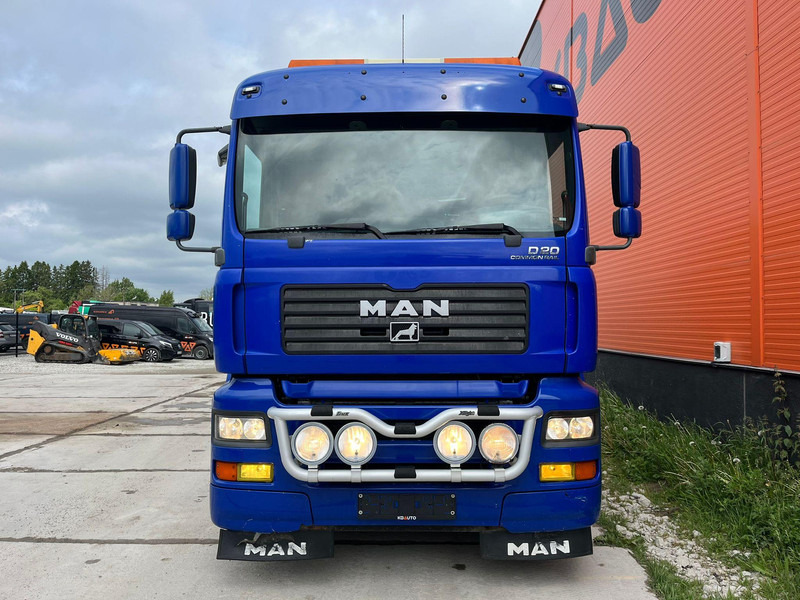 MAN TGA 26.430 6x2*4 TANK 13700 l / VACUUM MORO PM200R - 2283 hours / PRESSURE Pratissoli KF38 - 40 l/min - 150 bar - Čistič odpadových jam: obrázek 2 MAN TGA 26.430 6x2*4 TANK 13700 l / VACUUM MORO PM200R - 2283 hours / PRESSURE Pratissoli KF38 - 40 l/min - 150 bar - Čistič odpadových jam: obrázek 2