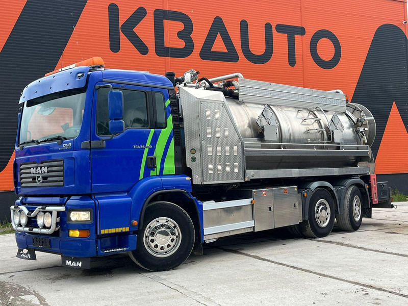 MAN TGA 26.430 6x2*4 TANK 13700 l / VACUUM MORO PM200R - 2283 hours / PRESSURE Pratissoli KF38 - 40 l/min - 150 bar - Čistič odpadových jam: obrázek 1 MAN TGA 26.430 6x2*4 TANK 13700 l / VACUUM MORO PM200R - 2283 hours / PRESSURE Pratissoli KF38 - 40 l/min - 150 bar - Čistič odpadových jam: obrázek 1