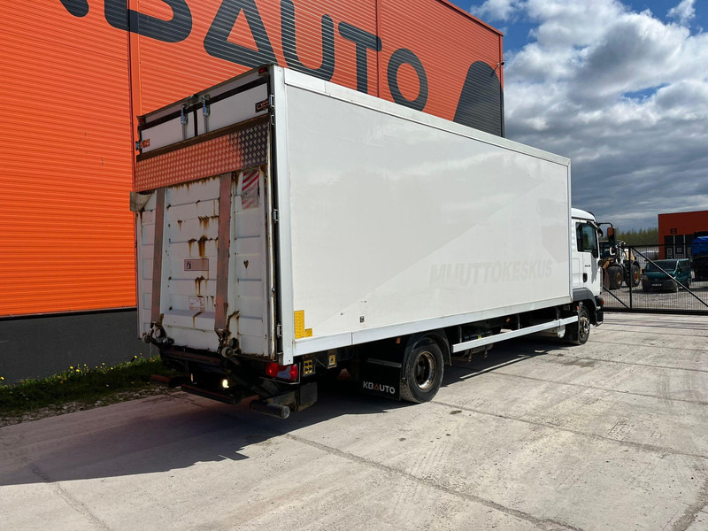 MAN TGL 12.240 4x2 BOX L=6812 mm - Skříňový nákladní auto: obrázek 5 MAN TGL 12.240 4x2 BOX L=6812 mm - Skříňový nákladní auto: obrázek 5