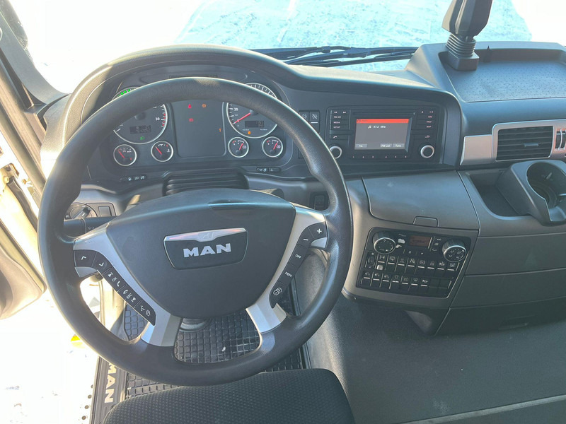 Nákladní automobil valníkový/ Plošinový, Auto s hydraulickou rukou MAN TGL 8.220 4x2 HMF 340 K2 / PLATFORM L=4147 mm: obrázek 18