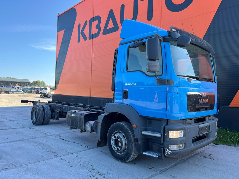 MAN TGM 15.290 4x2 CHASSIS L=7750 mm - Podvozek s kabinou: obrázek 4 MAN TGM 15.290 4x2 CHASSIS L=7750 mm - Podvozek s kabinou: obrázek 4