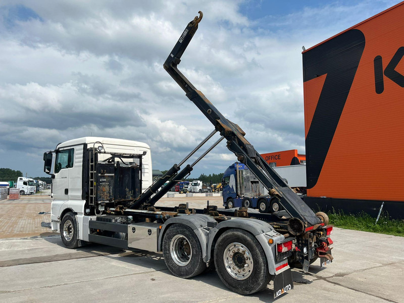 Hákový nosič kontejnerů MAN TGX 26.480 6X2 / HIAB L20 TON / L= 5300mm: obrázek 10