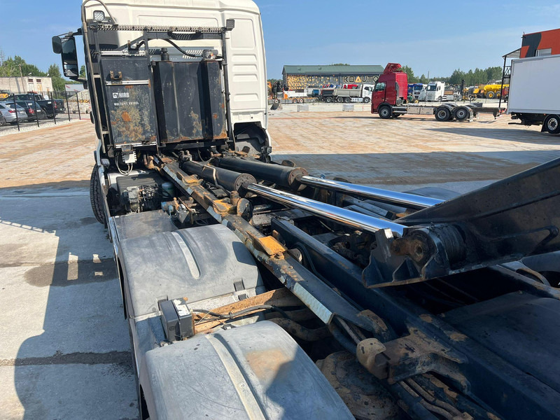 Hákový nosič kontejnerů MAN TGX 26.480 6X2 / HIAB L20 TON / L= 5300mm: obrázek 13