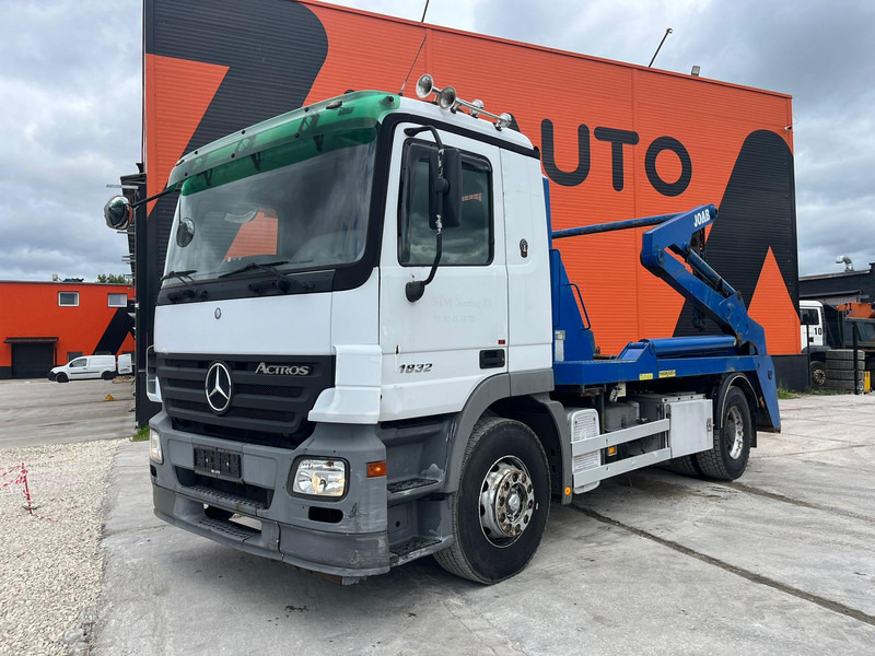 Mercedes-Benz Actros 1832 4x2 JOAB HL 14 U - Ramenový nosič kontajnerov: obrázek 2 Mercedes-Benz Actros 1832 4x2 JOAB HL 14 U - Ramenový nosič kontajnerov: obrázek 2