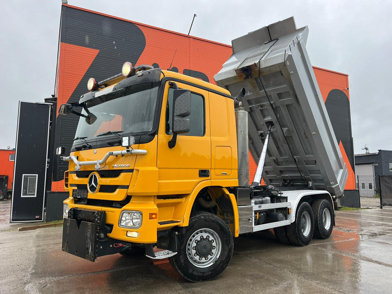Mercedes-Benz Actros 1844 4x4+2 BOX L=4773 mm - Sklápěč: obrázek 2 Mercedes-Benz Actros 1844 4x4+2 BOX L=4773 mm - Sklápěč: obrázek 2