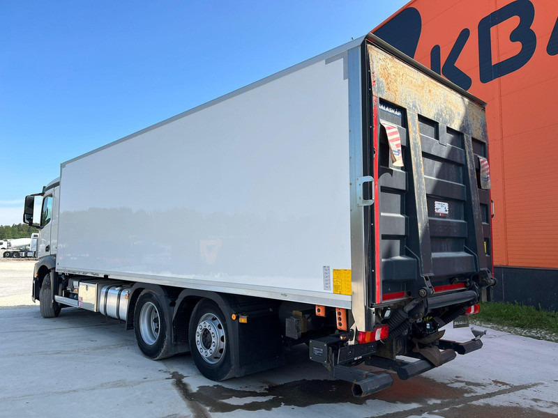 Skříňový nákladní auto Mercedes-Benz Actros 2545 6x2 BOX L=7526 mm: obrázek 7