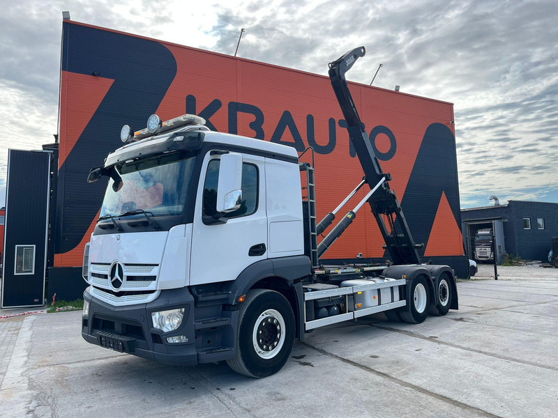 Mercedes-Benz Actros 2546 6x2 JOAB L20 ton / L=5400 mm / RETARDER - Hákový nosič kontejnerů: obrázek 2 Mercedes-Benz Actros 2546 6x2 JOAB L20 ton / L=5400 mm / RETARDER - Hákový nosič kontejnerů: obrázek 2