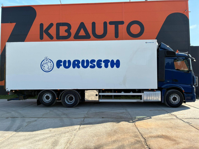 Mercedes-Benz Actros 2548 6x2*4 THERMOKING T-1200R / BOX L=9013 mm - Chladírenský nákladní automobil: obrázek 4 Mercedes-Benz Actros 2548 6x2*4 THERMOKING T-1200R / BOX L=9013 mm - Chladírenský nákladní automobil: obrázek 4