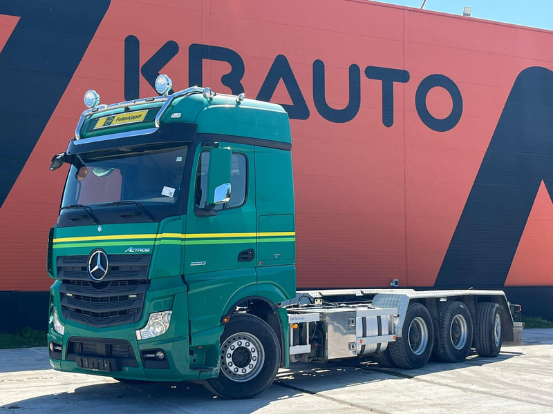 Mercedes-Benz Actros 3563 8x4*4 RETARDER / CHASSIS L=7358 mm - Podvozek s kabinou: obrázek 1 Mercedes-Benz Actros 3563 8x4*4 RETARDER / CHASSIS L=7358 mm - Podvozek s kabinou: obrázek 1
