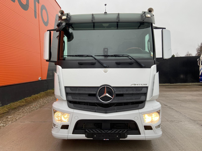 Mercedes-Benz Antos 1827 4x2 BOX L=7538 mm - Skříňový nákladní auto: obrázek 3 Mercedes-Benz Antos 1827 4x2 BOX L=7538 mm - Skříňový nákladní auto: obrázek 3