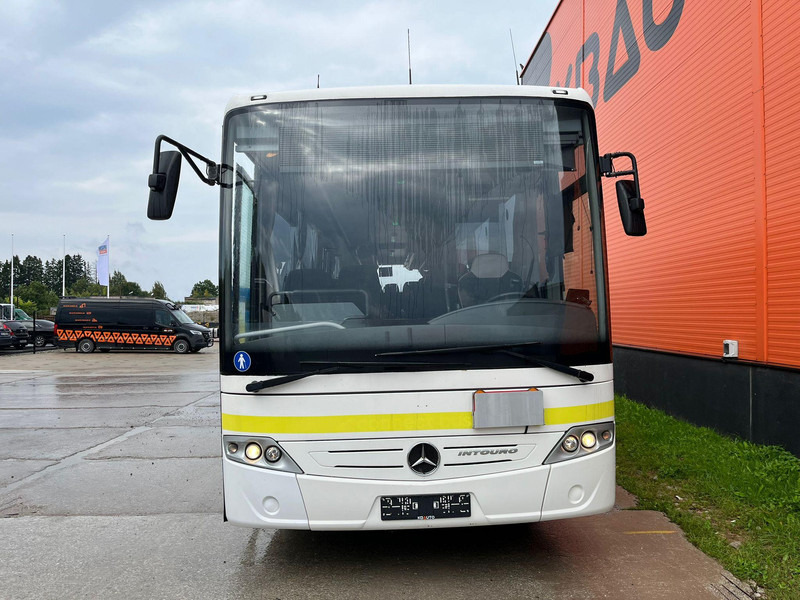 Mercedes-Benz INTOURO 4x2 49 SEATS / AC / AUXILIARY HEATER - Autobus příměstský: obrázek 2 Mercedes-Benz INTOURO 4x2 49 SEATS / AC / AUXILIARY HEATER - Autobus příměstský: obrázek 2
