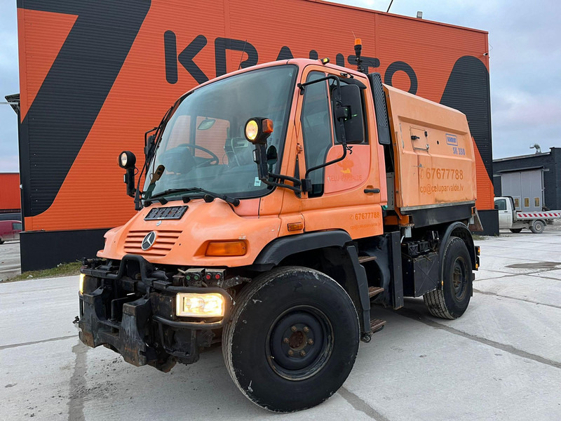Mercedes-Benz UNIMOG U 300 4x4 TRILETY SK / 6918 hours - Zametací vůz: obrázek 2 Mercedes-Benz UNIMOG U 300 4x4 TRILETY SK / 6918 hours - Zametací vůz: obrázek 2