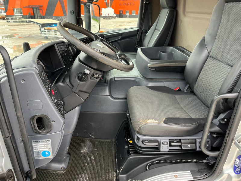 Chladírenský nákladní automobil Scania P 250 4x2 THERMOKING / BOX L=6440 mm: obrázek 20