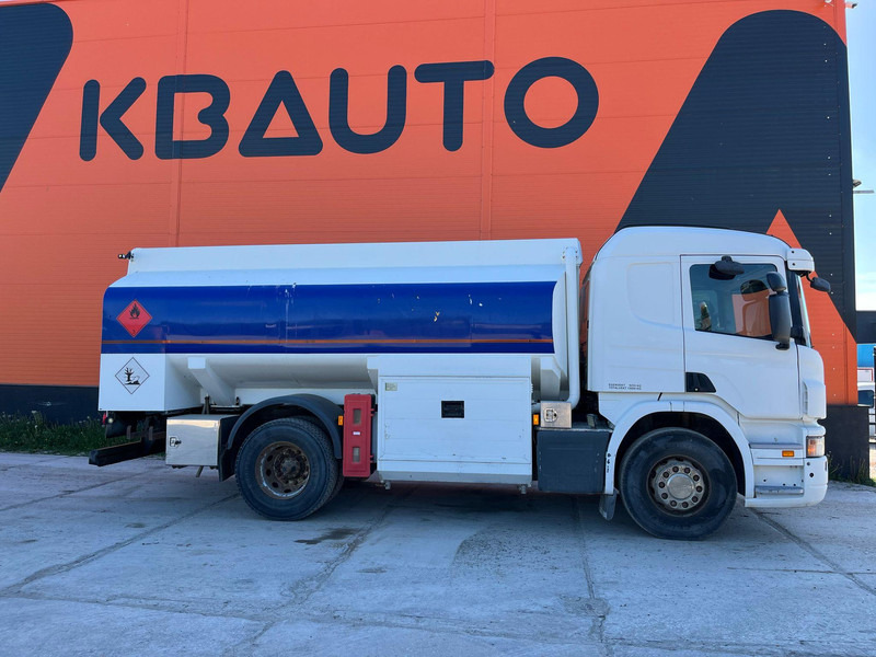 Scania P 320 4x2 TANK 11000 l / 2000 + 3000 + 3000 + 3000 l - Cisternové vozidlo: obrázek 4 Scania P 320 4x2 TANK 11000 l / 2000 + 3000 + 3000 + 3000 l - Cisternové vozidlo: obrázek 4