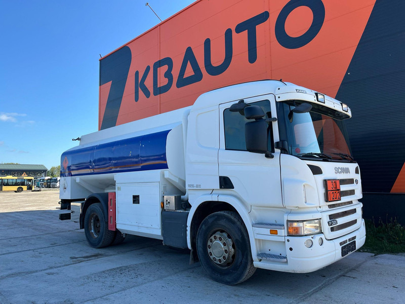 Scania P 320 4x2 TANK 11000 l / 2000 + 3000 + 3000 + 3000 l - Cisternové vozidlo: obrázek 3 Scania P 320 4x2 TANK 11000 l / 2000 + 3000 + 3000 + 3000 l - Cisternové vozidlo: obrázek 3