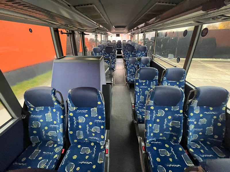 Setra S 417 UL 6x2*4 AC / AUXILIARY HEATER / WC / WHEELCHAIR LIFT leasing Setra S 417 UL 6x2*4 AC / AUXILIARY HEATER / WC / WHEELCHAIR LIFT: obrázek 16 Setra S 417 UL 6x2*4 AC / AUXILIARY HEATER / WC / WHEELCHAIR LIFT leasing Setra S 417 UL 6x2*4 AC / AUXILIARY HEATER / WC / WHEELCHAIR LIFT: obrázek 16