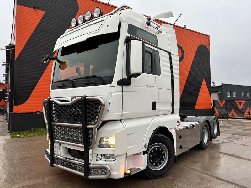 MAN TGX 28.500 6x2 XXL CAB / INTARDER / DOUBLE BOGIE - Tahač: obrázek 2 MAN TGX 28.500 6x2 XXL CAB / INTARDER / DOUBLE BOGIE - Tahač: obrázek 2