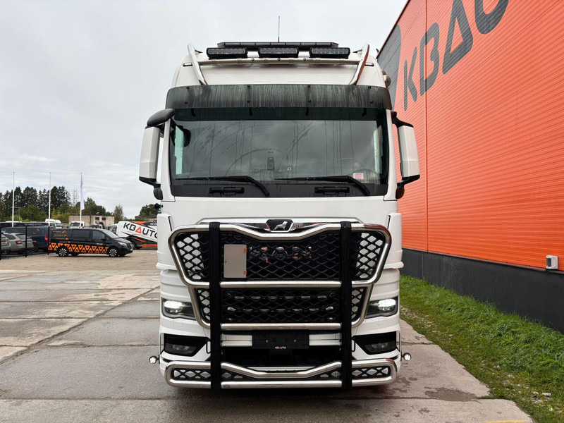 MAN TGX 28.580 6x2 TWIN BED GX CAB / INTARDER / DOUBLE BOGIE - Tahač: obrázek 3 MAN TGX 28.580 6x2 TWIN BED GX CAB / INTARDER / DOUBLE BOGIE - Tahač: obrázek 3