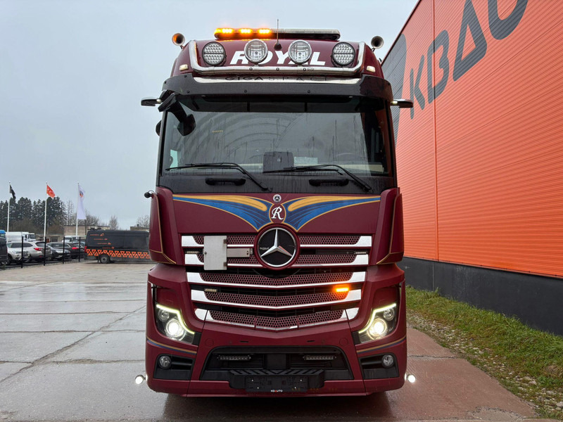 Mercedes-Benz Actros 2653 6x2 GIGASPACE / CAM MIRRORS / RETARDER / DOUBLE BOGIE - Tahač: obrázek 3 Mercedes-Benz Actros 2653 6x2 GIGASPACE / CAM MIRRORS / RETARDER / DOUBLE BOGIE - Tahač: obrázek 3
