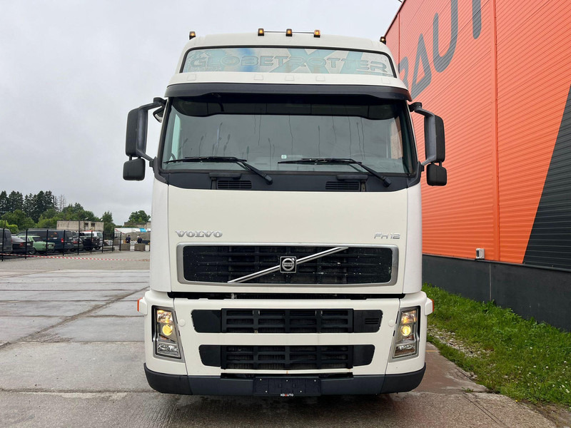 Volvo FH 12 460 6x2 GLOBE XL / DOUBLE BOGIE - Tahač: obrázek 3 Volvo FH 12 460 6x2 GLOBE XL / DOUBLE BOGIE - Tahač: obrázek 3