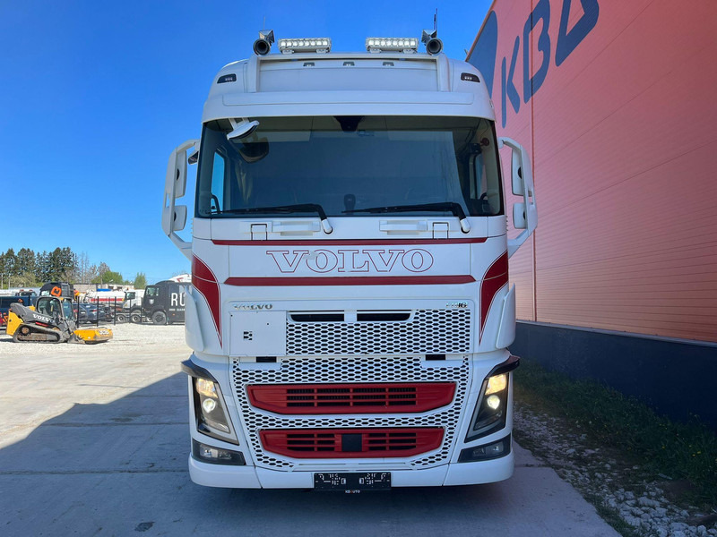 Volvo FH 16 750 6x2 RETARDER / HYDRAULICS / DOUBLE BOGIE / FULL AIR / ADR / GLOBE XL - Tahač: obrázek 3 Volvo FH 16 750 6x2 RETARDER / HYDRAULICS / DOUBLE BOGIE / FULL AIR / ADR / GLOBE XL - Tahač: obrázek 3
