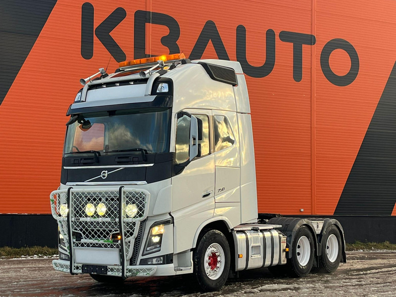 Tahač Volvo FH 16 750 6x4 GLOBE XL / ADR / RETARDER: obrázek 1