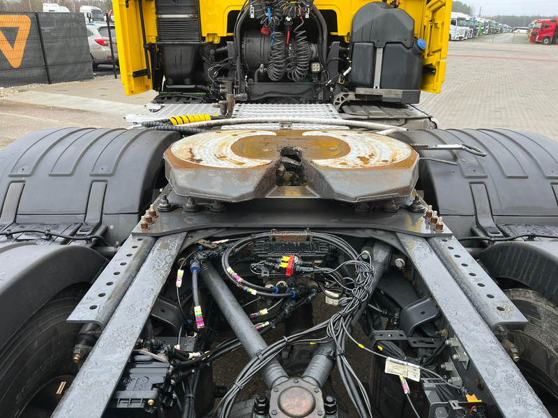 Tahač Volvo FH 460 6x2/2 HYDRAULICS: obrázek 11 Tahač Volvo FH 460 6x2/2 HYDRAULICS: obrázek 11