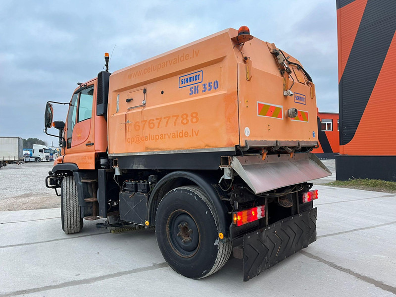 Zametací vůz Unimog U 300 4x4 TRILETY SK / 6918 hours: obrázek 8