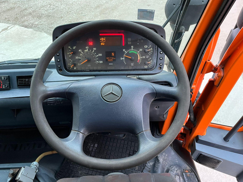 Zametací vůz Unimog U 300 4x4 TRILETY SK / 6918 hours: obrázek 18