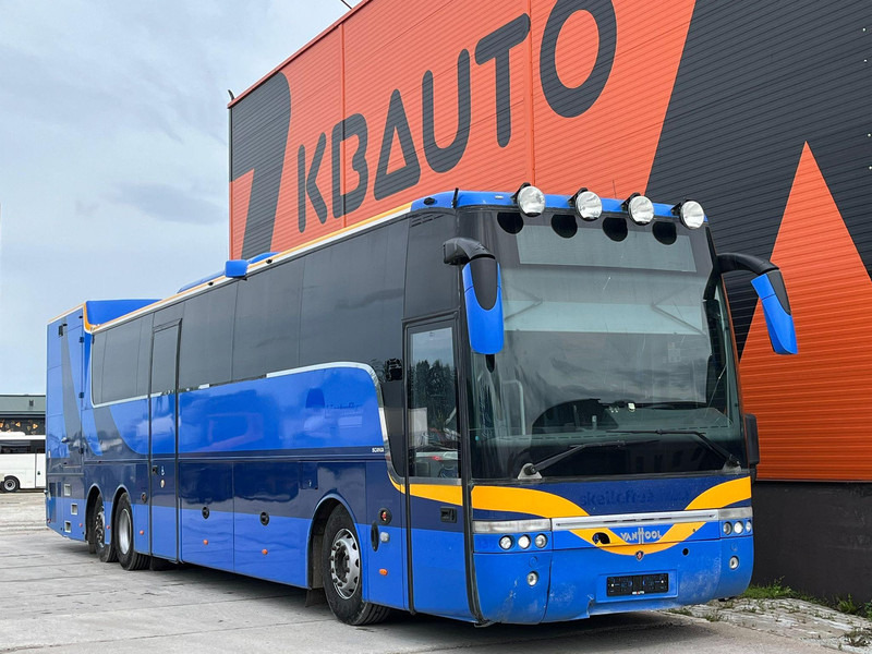 Van Hool Scania K 400 T 9 6x2*4 WC / AC / WEBASTO / FRIDGE / LUGGAGE BOX WITH LIFT / WHEELCHAIR LIFT - Turistický autobus: obrázek 1 Van Hool Scania K 400 T 9 6x2*4 WC / AC / WEBASTO / FRIDGE / LUGGAGE BOX WITH LIFT / WHEELCHAIR LIFT - Turistický autobus: obrázek 1
