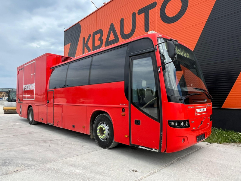 Volvo B12M 4x2 14 SEATS / AC / AUXILIARY HEATING / WC / KITCHEN - Autobus příměstský: obrázek 3 Volvo B12M 4x2 14 SEATS / AC / AUXILIARY HEATING / WC / KITCHEN - Autobus příměstský: obrázek 3