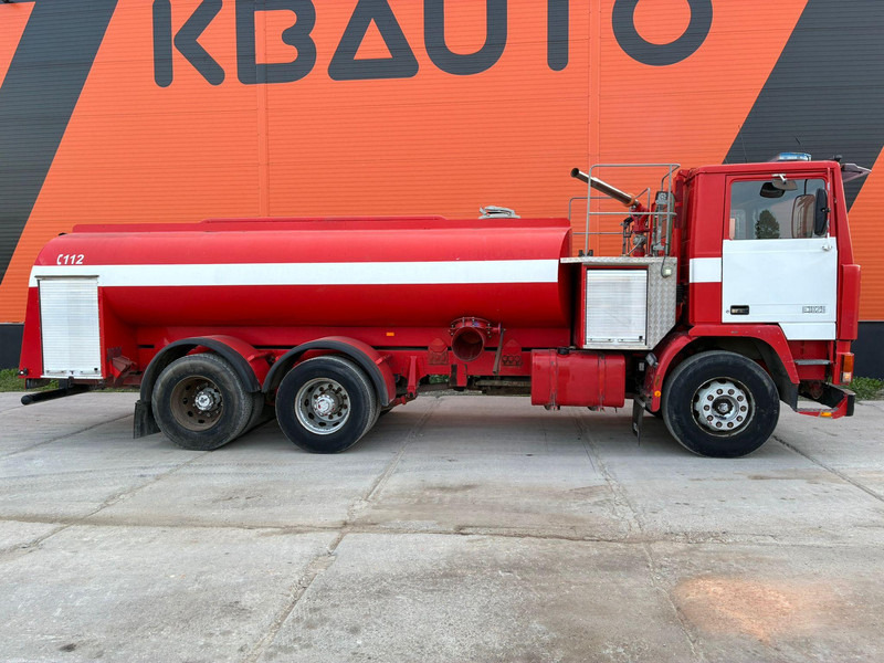 Volvo F 10 6x2 Ruberg / 2700 l/min / tanks 9000 I + 1000 l - Hasičský vůz: obrázek 5 Volvo F 10 6x2 Ruberg / 2700 l/min / tanks 9000 I + 1000 l - Hasičský vůz: obrázek 5