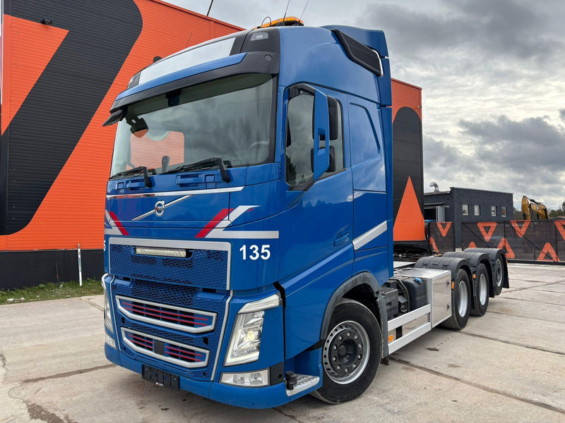 Volvo FH 500 8x4*4 FOR SALE AS CHASSIS / GCW 70 ton / PTO / CHASSIS L=6420 mm - Podvozek s kabinou: obrázek 2 Volvo FH 500 8x4*4 FOR SALE AS CHASSIS / GCW 70 ton / PTO / CHASSIS L=6420 mm - Podvozek s kabinou: obrázek 2
